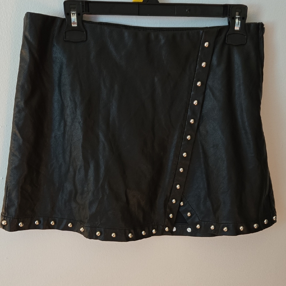 Forever 21 Black Embellished A-Line Mini Skirt